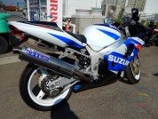  SUZUKI GSX-R750  4