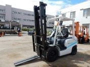   UNICARRIERS FD25T4 ()  1