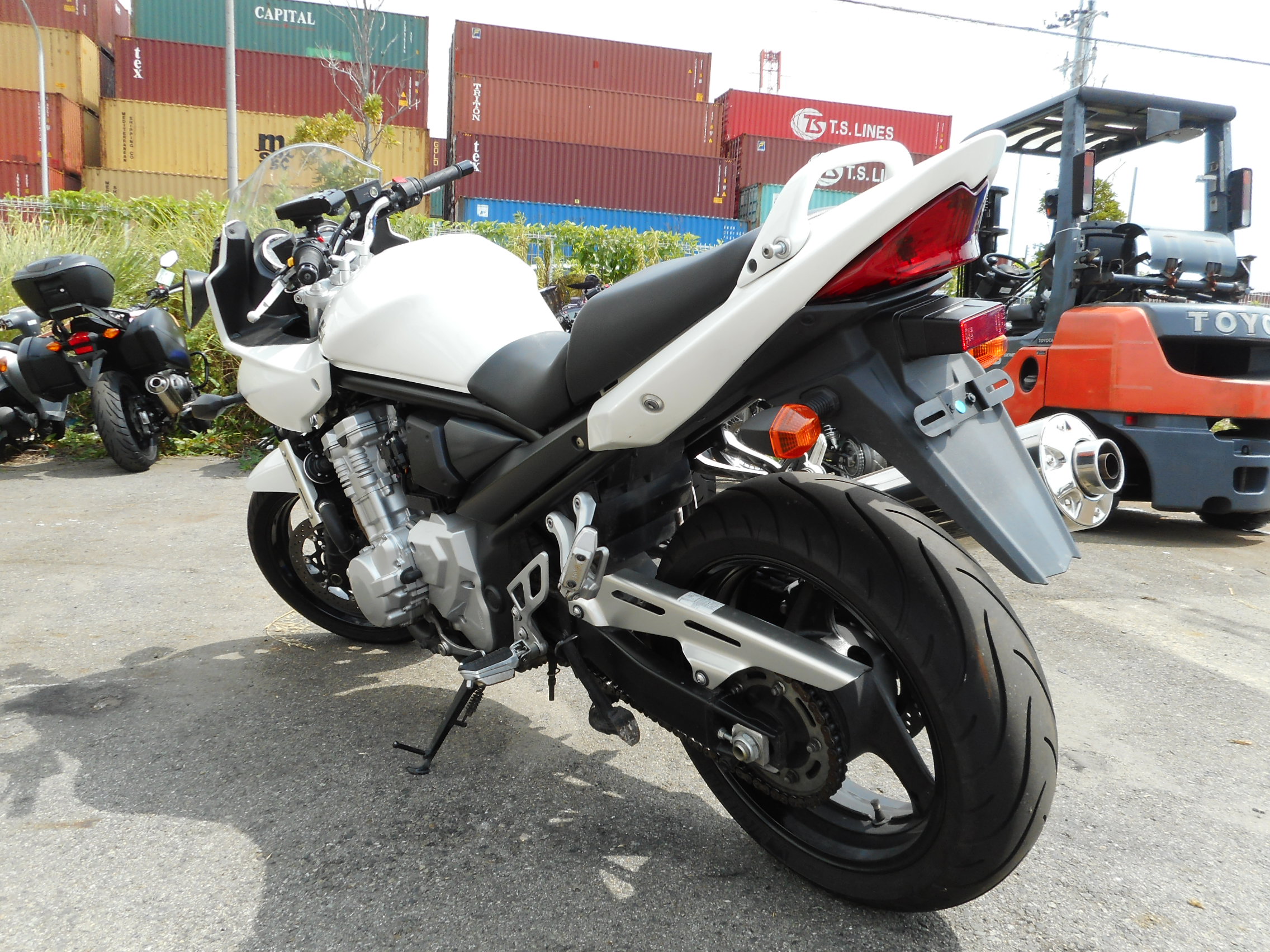 Сузуки бандит 1250s